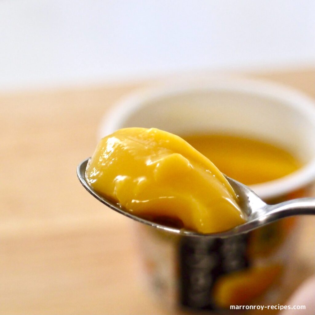 spoon mango